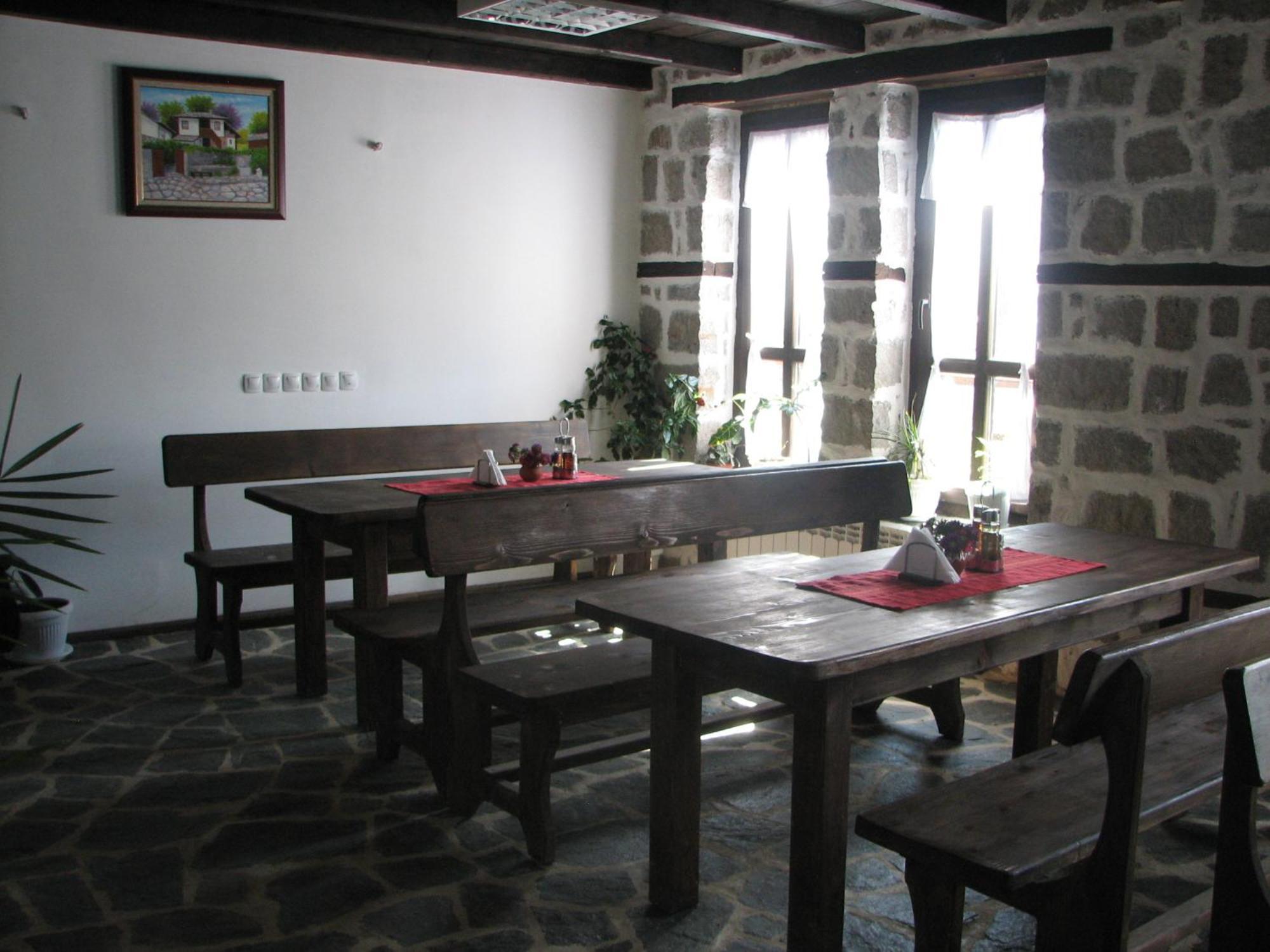 Family Hotel Kalifer Kałofer Zewnętrze zdjęcie