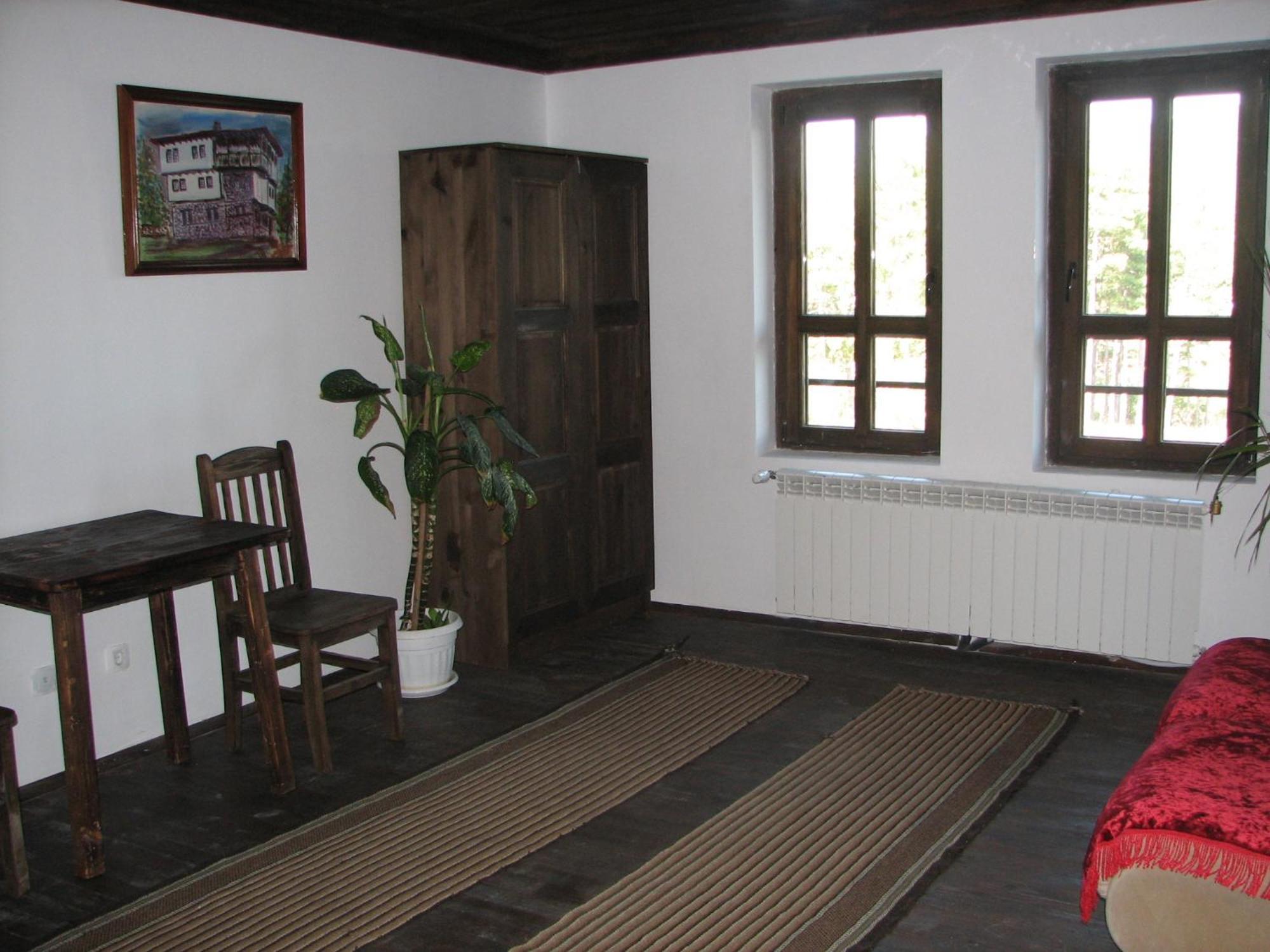 Family Hotel Kalifer Kałofer Zewnętrze zdjęcie