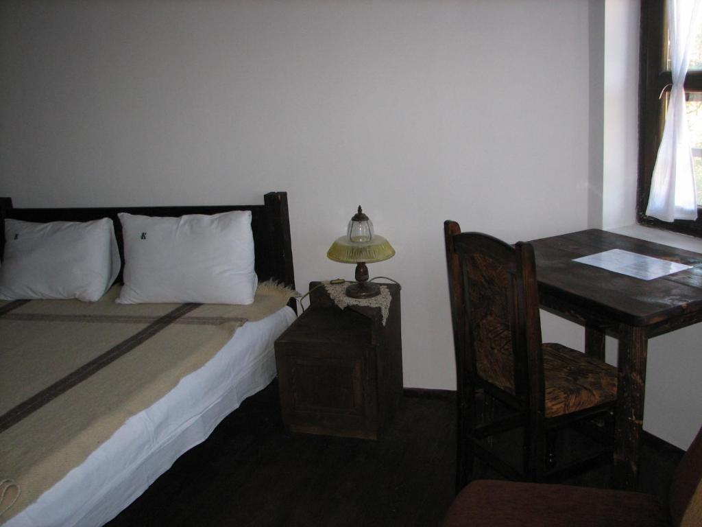 Family Hotel Kalifer Kałofer Zewnętrze zdjęcie